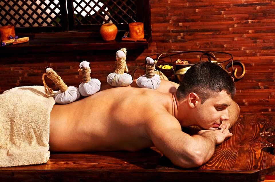 potli-massage-in-bangalore
